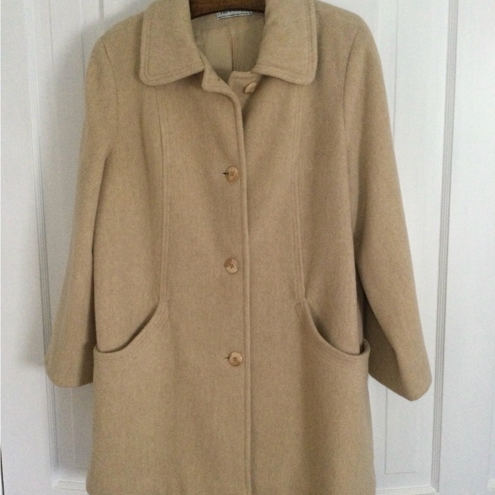 Woman-Herman Kay 80% Wool Coat